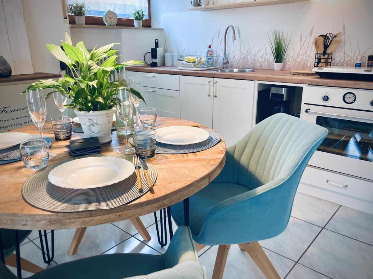 Seebrise Ferienwohnung, Auszeit In Ruhiger Lage, Bodensee Naehe, Privatparkplatz, Wlan, Smart Tv Rielasingen-Worblingen Extérieur photo